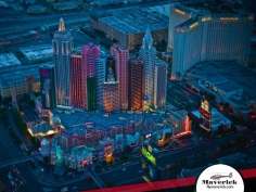 Maverick Helicopters Vegas Strip Helicopter Tour-2